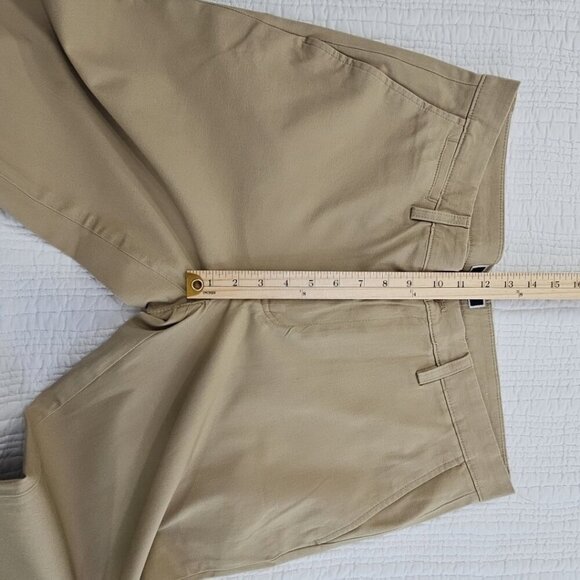 Club Room Men's Size 34x32 4-Way Stretch Chino Golf Pant Khaki Relaxed Straight - Picture 8 of 14